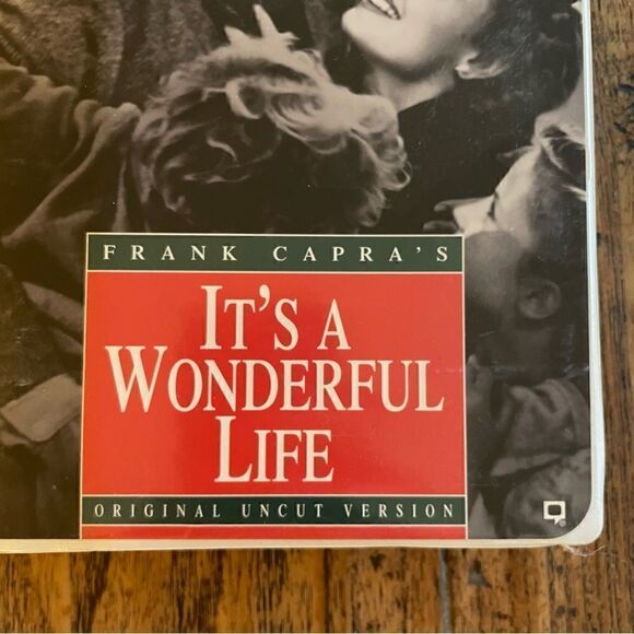 Vintage VHS Frank Capra It’s a Wonderful Life - Picture 2 of 7